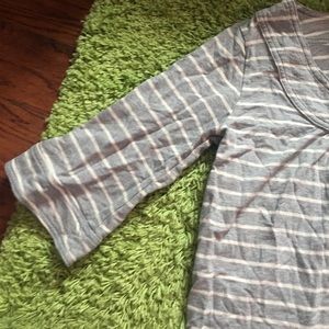 Old Navy Tops - Old Navy grey and white strips top size M Old Navy Tops - Old Navy grey and white strips top size M